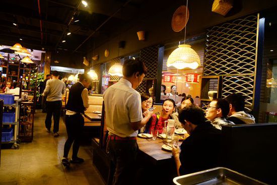 深圳江边渔火开启餐饮新时代 线上线下合力营销(组图)_网易新闻中心